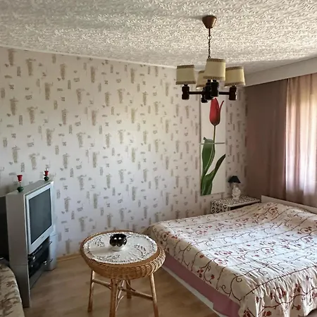 Huntaugu Kodumajutus Проживание в семье *